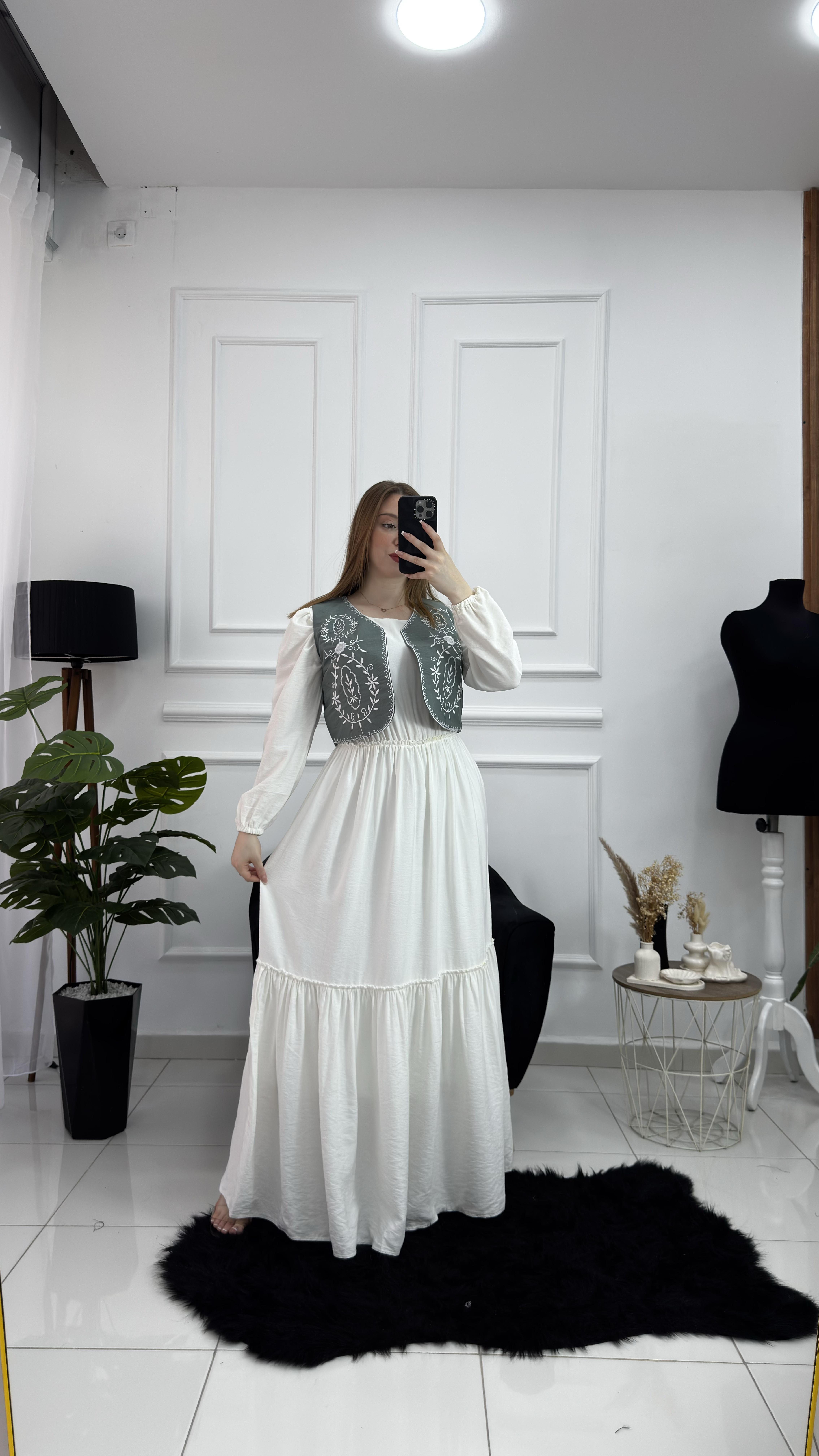 Robe gilet blanche - صورة 9 thumbnail