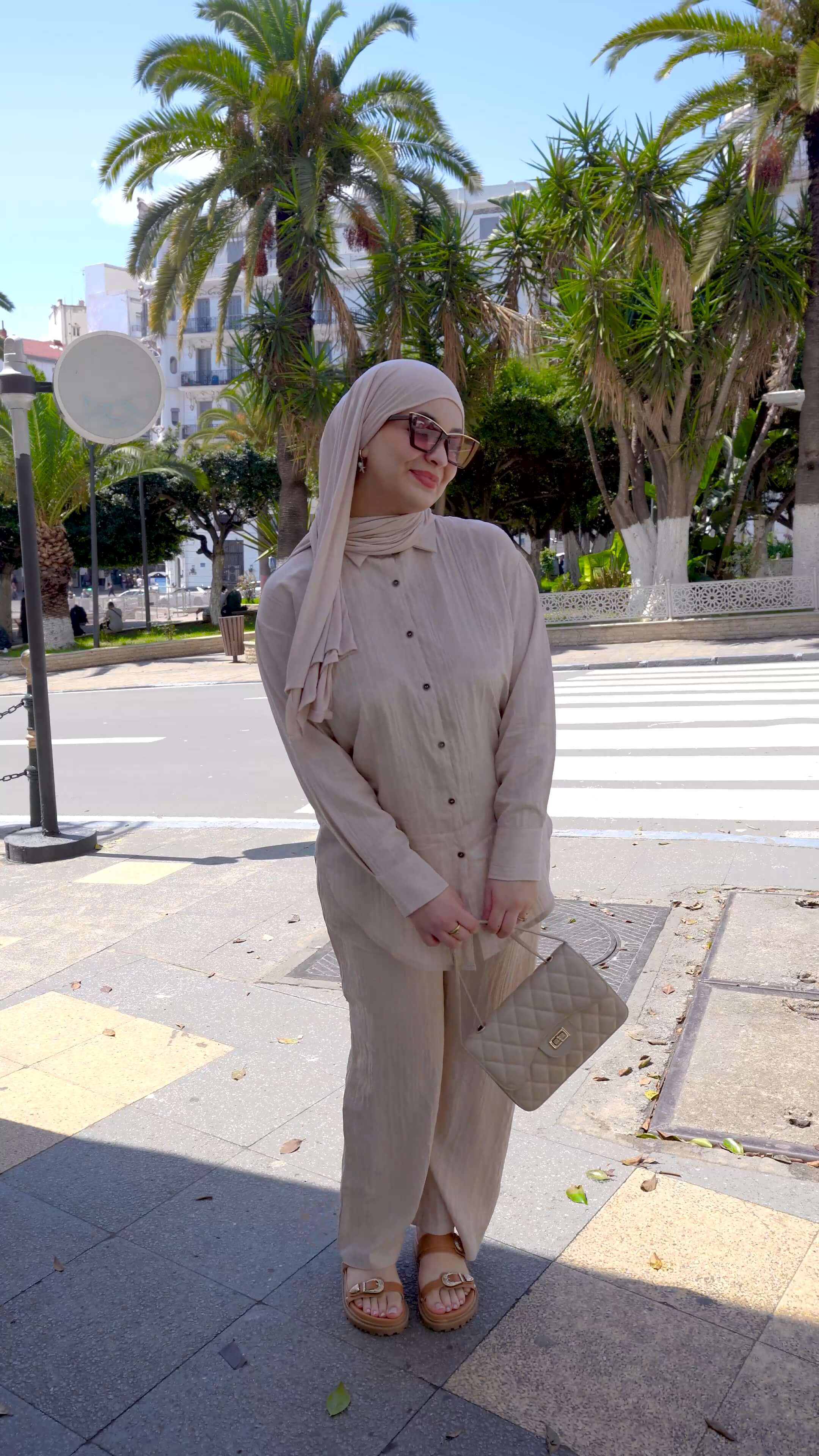 Ensemble chemise et pantalon - صورة 3 thumbnail