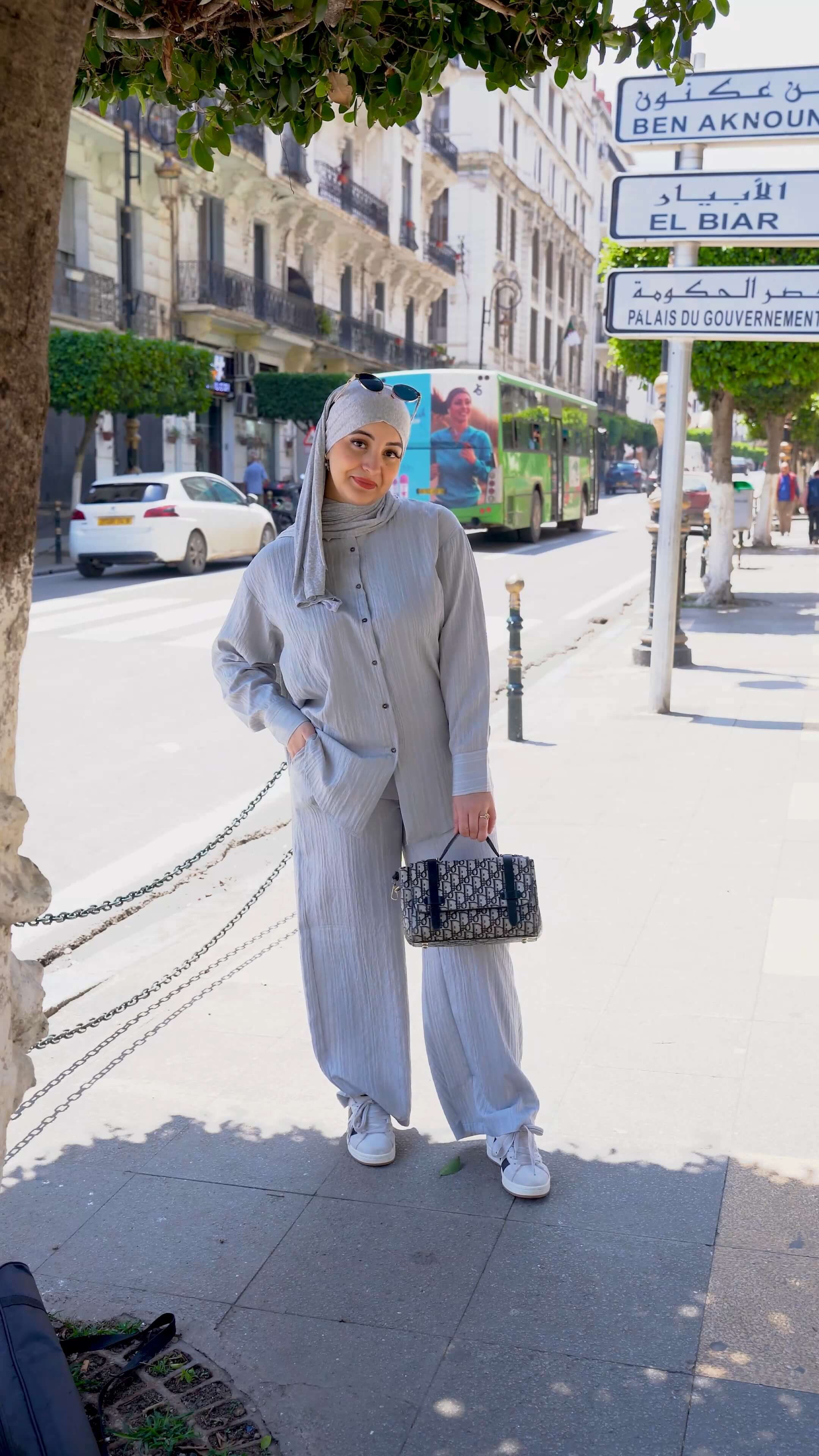 Ensemble chemise et pantalon - صورة 5 thumbnail