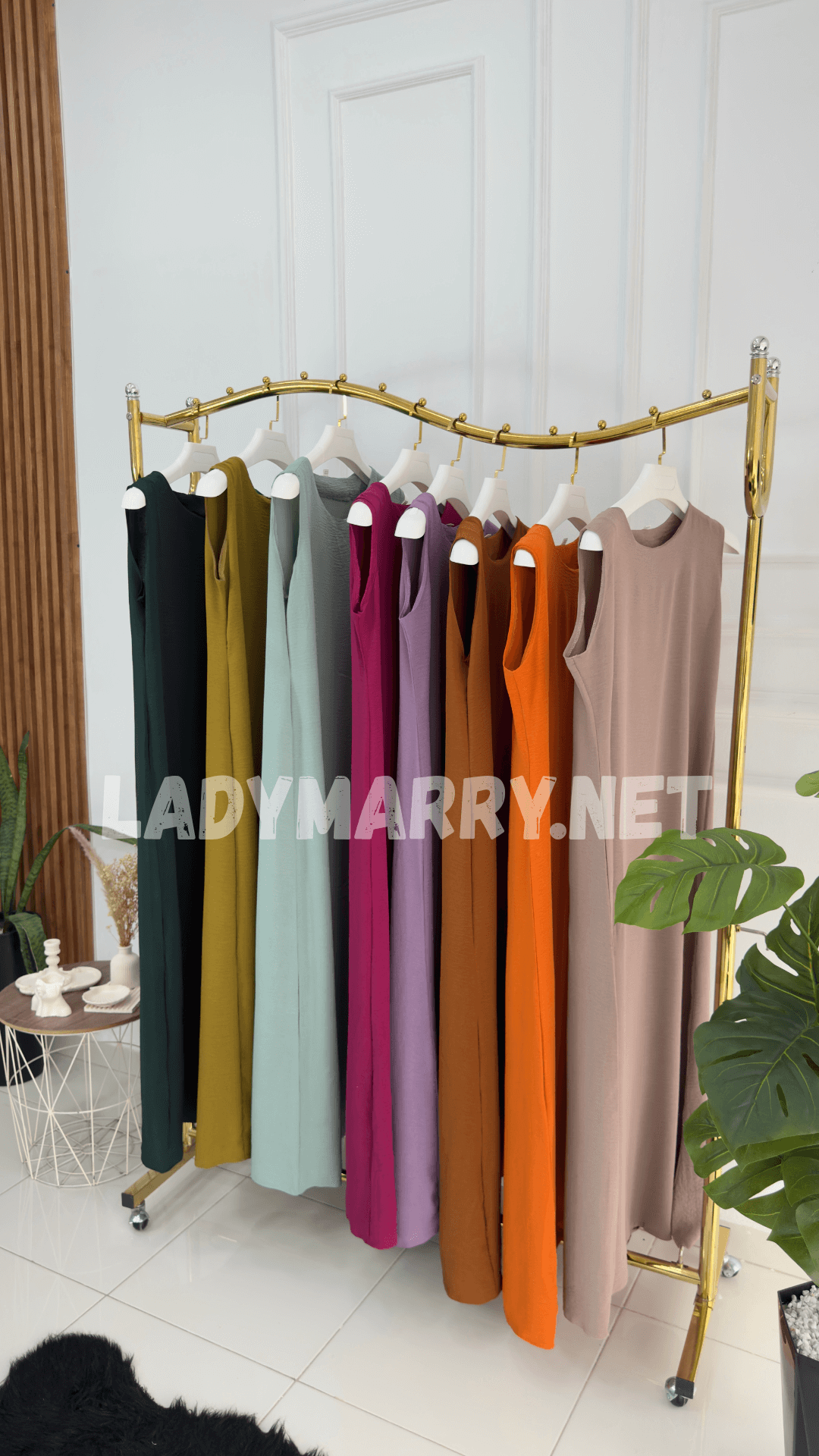 Robe droite en crepe froissé